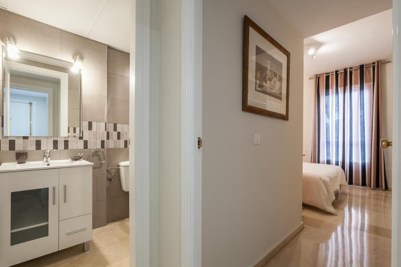 Apartamento Cerca Del Alcazar Con Garaje Privado セビリア エクステリア 写真